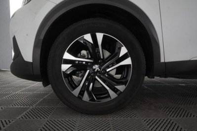 Peugeot 2008 PureTech 100 S&S Allure Pack (16)