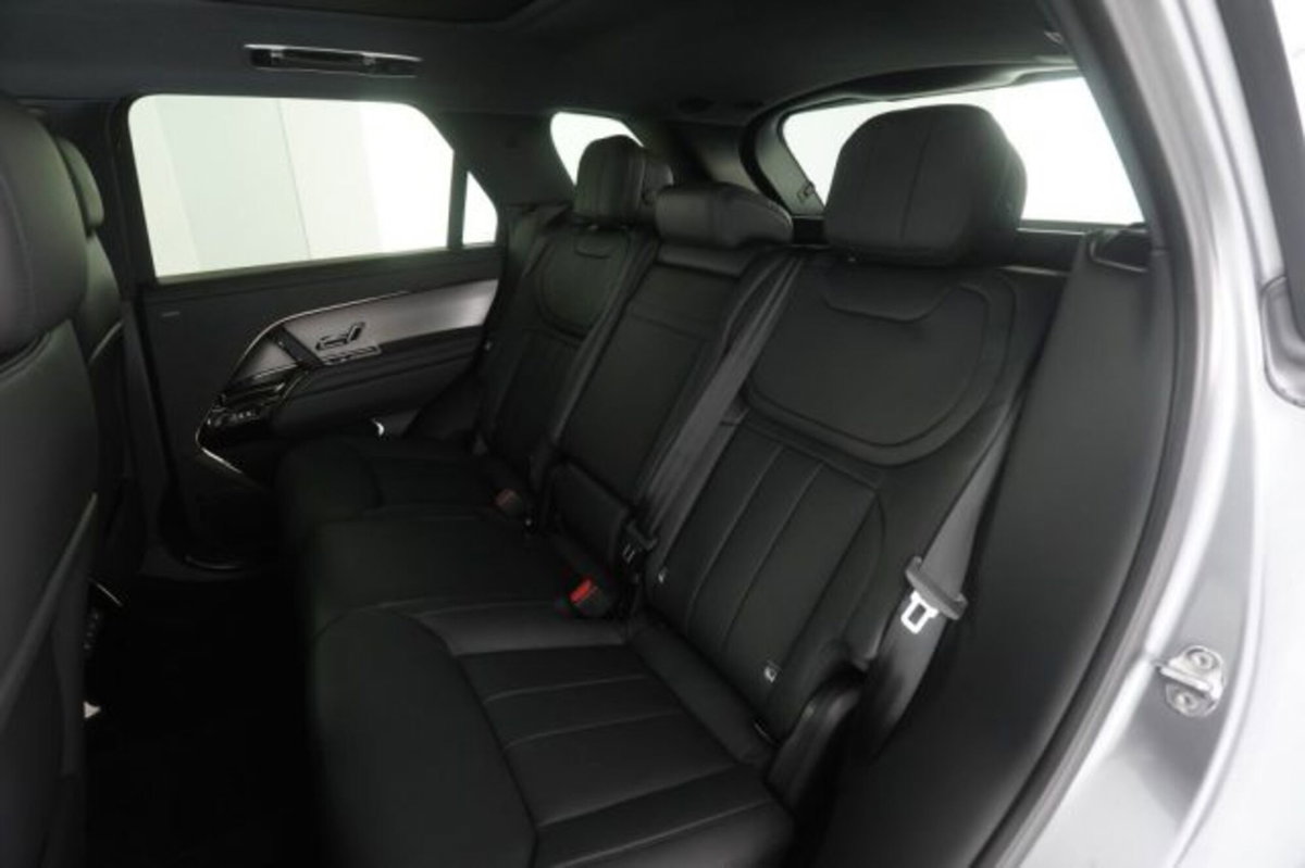 Land Rover Range Rover Sport 3.0D l6 249 CV HSE Dynamic Stealth (11)