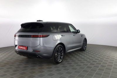 Land Rover Range Rover Sport 3.0D l6 249 CV HSE Dynamic Stealth (4)