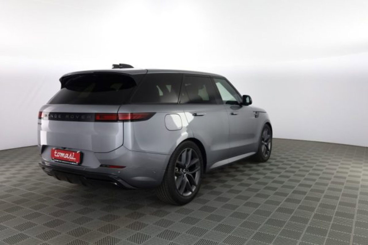 Land Rover Range Rover Sport 3.0D l6 300 CV HSE Dynamic Stealth (4)