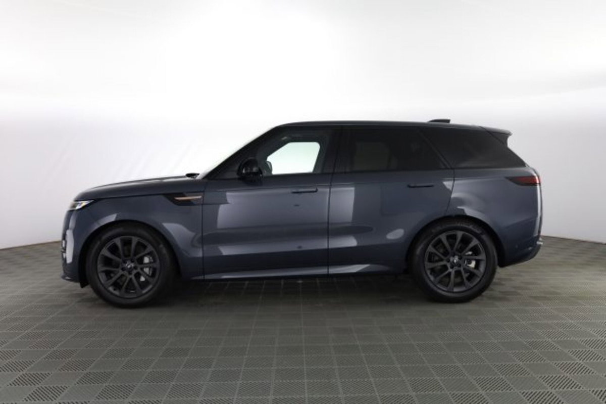 Land Rover Range Rover Sport 3.0D l6 249 CV HSE Dynamic Stealth (7)