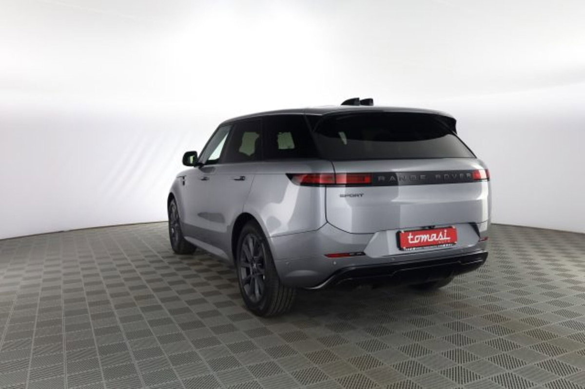 Land Rover Range Rover Sport 3.0D l6 249 CV HSE Dynamic Stealth (6)