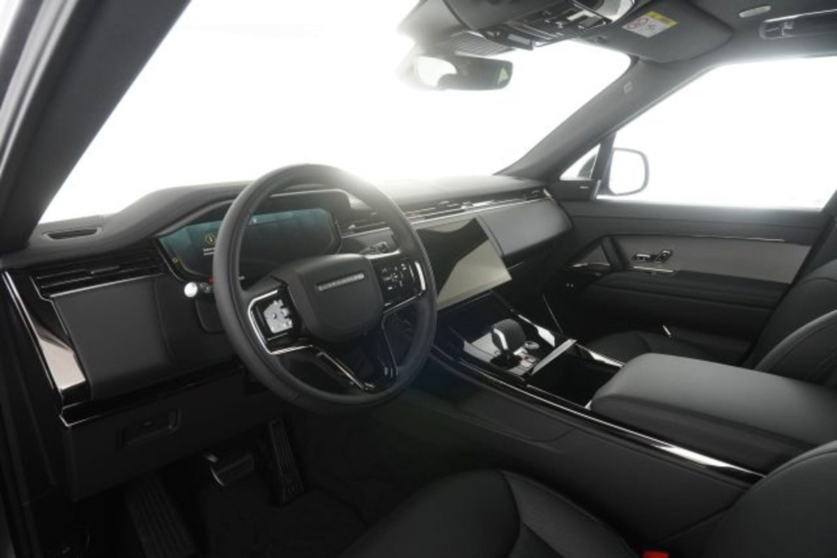 Land Rover Range Rover Sport 3.0D l6 249 CV HSE Dynamic Stealth (9)