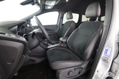 Ford Kuga 1.5 TDCI 120 CV S&S 2WD ST-Line (10)
