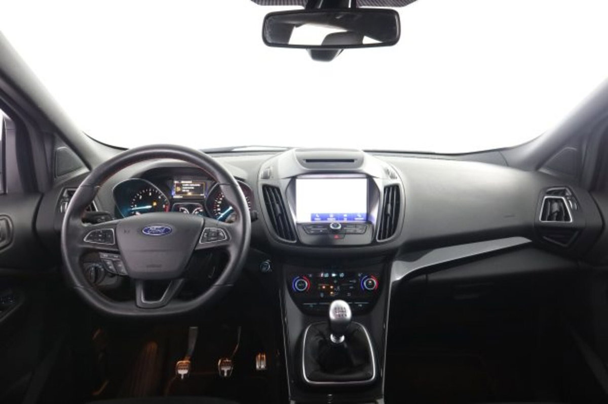 Ford Kuga 1.5 TDCI 120 CV S&S 2WD ST-Line (12)
