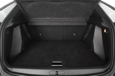 Peugeot 2008 PureTech 100 S&S Allure Pack (14)