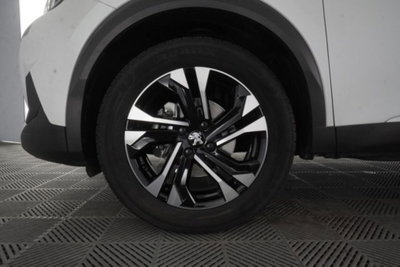 Peugeot 2008 PureTech 100 S&S Allure Pack (16)