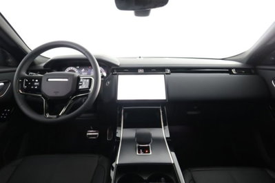 Land Rover Range Rover Velar 2.0D I4 204 CV (11)