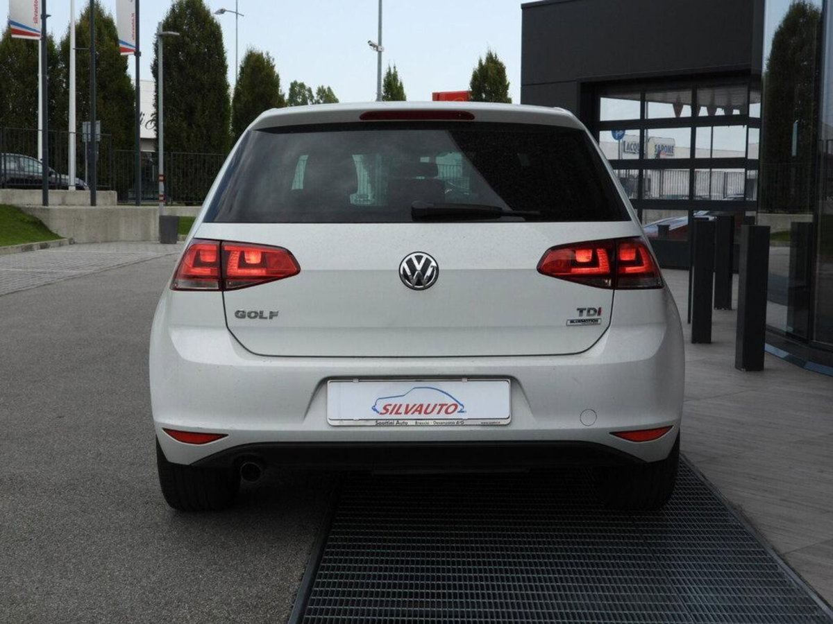Volkswagen Golf 1.6 TDI 110 CV DSG 5p. Highline BlueMotion Technology (4)