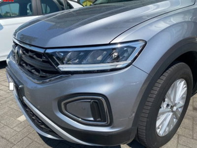 Volkswagen T-Roc 1.5 tsi Life dsg (11)