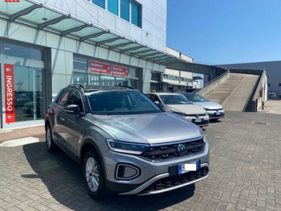 Volkswagen T-Roc 1.5 tsi Life dsg (3)