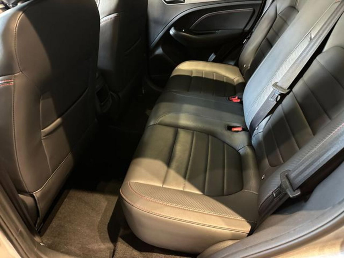 Mg ZS (2021-->) ZS 1.0T-GDI aut. Comfort (9)