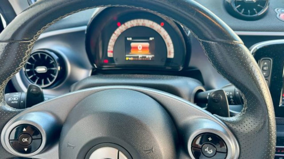 smart Fortwo 90 0.9 Turbo twinamic Urbanrunner Passion (13)