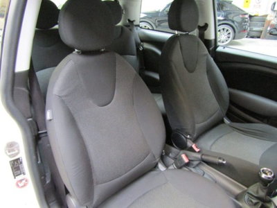 MINI Mini 1.4 16V One (55kW) (15)