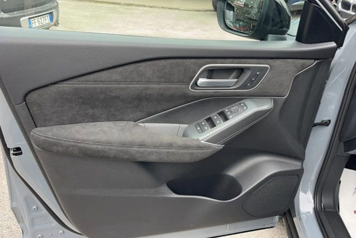 Nissan Qashqai 1.3 mhev N-Connecta 4wd 158cv xtronic (14)