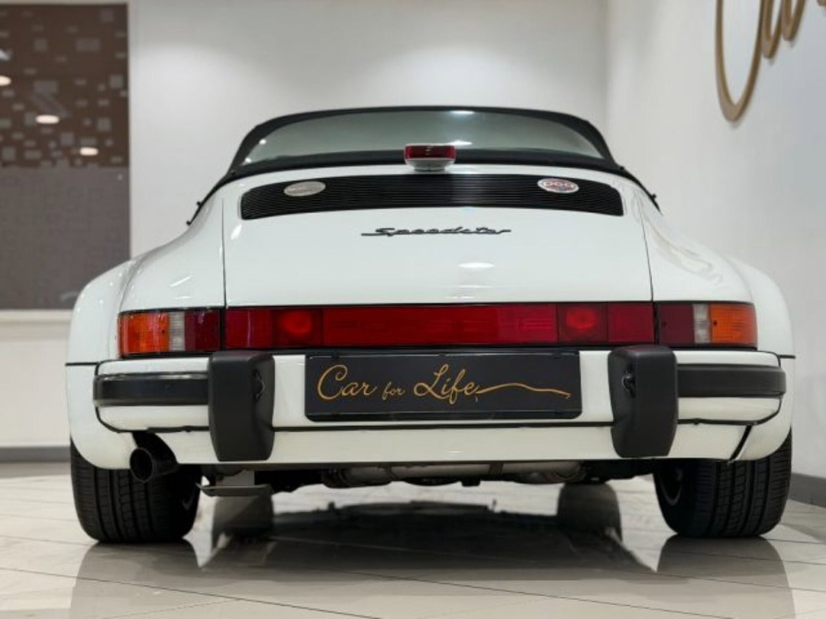 Porsche 911 Cabrio Carrera 3.2 (10)