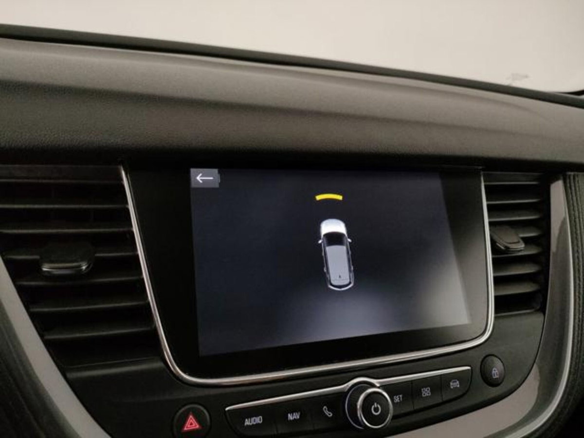 Opel Grandland X 1.5 diesel Ecotec Start&Stop Elegance (13)