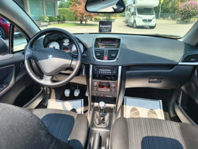 Peugeot 207 Cabrio VTi 120CV CC aut. Féline (10)