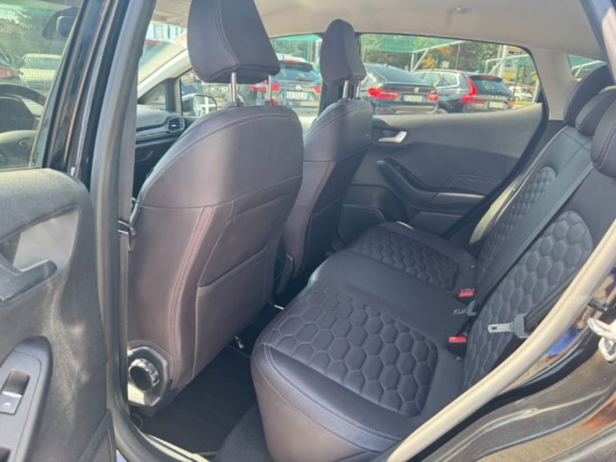 Ford Fiesta 1.5 TDCi 5 porte Vignale (11)