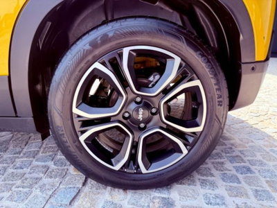 Jeep Avenger 1.2 turbo Summit fwd 100cv (10)