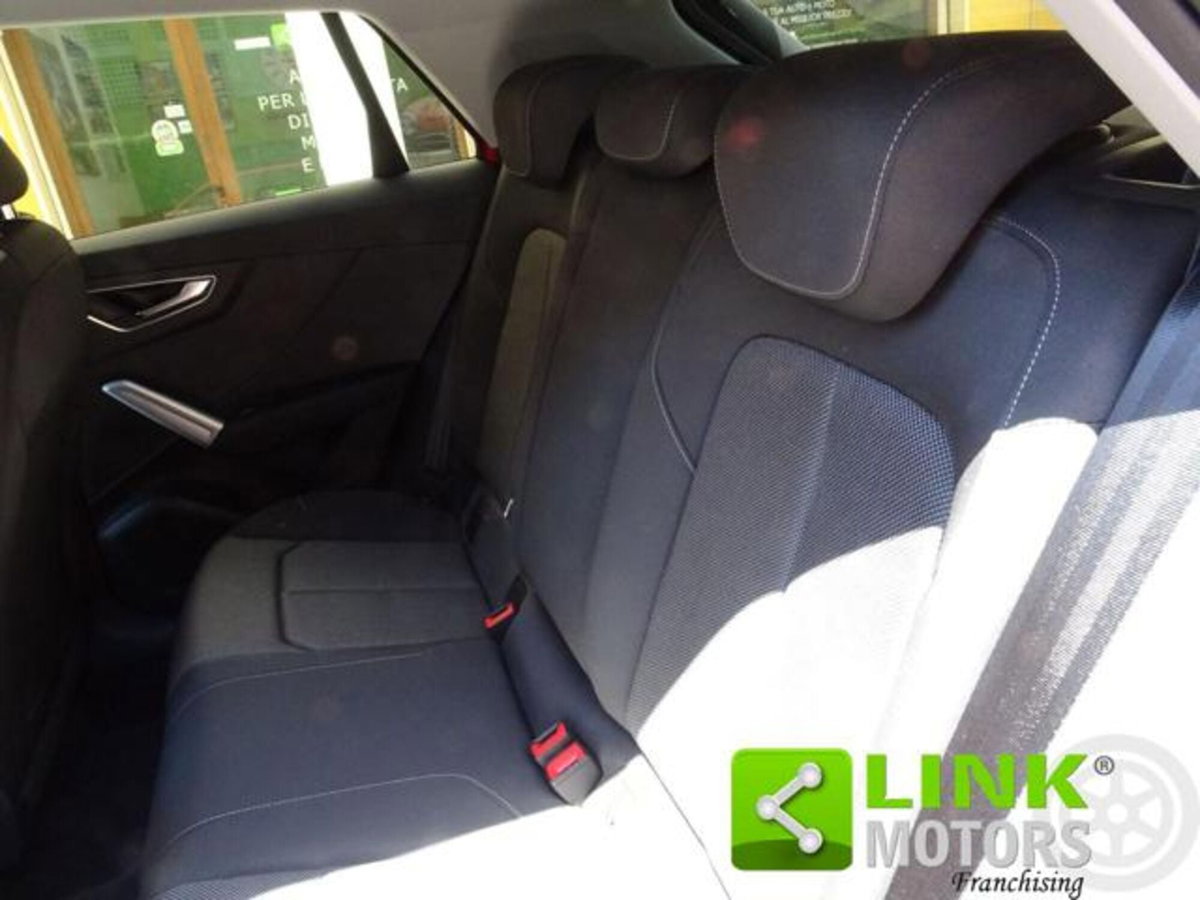 Audi Q2 Q2 35 TFSI (9)