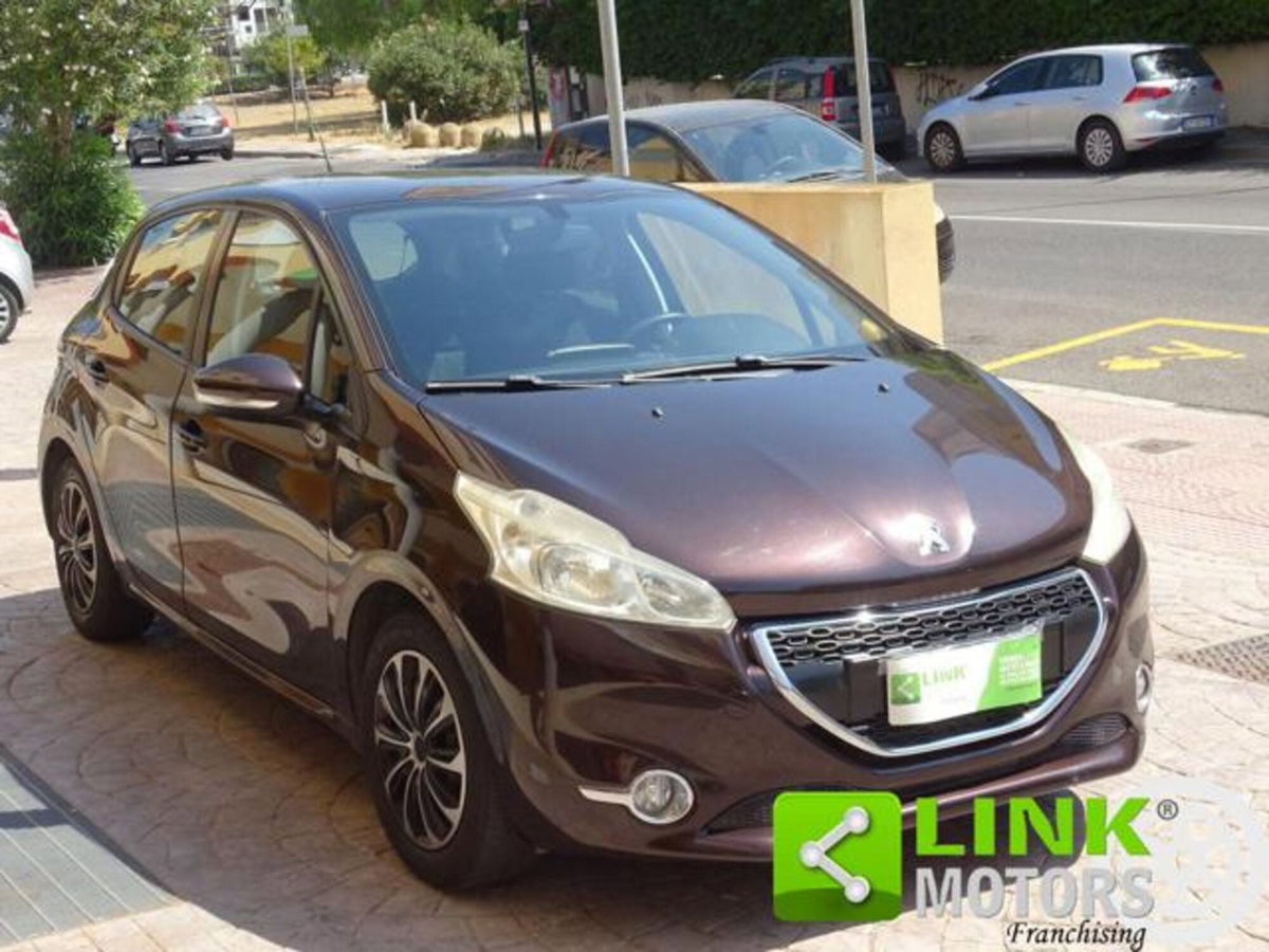 Peugeot 208 82 5p. GPL Access (3)