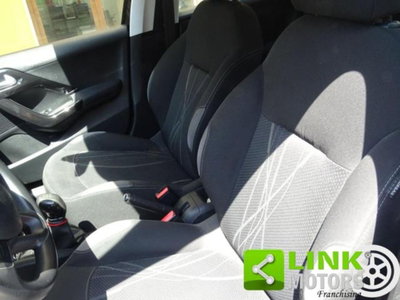 Peugeot 208 82 5p. GPL Access (8)