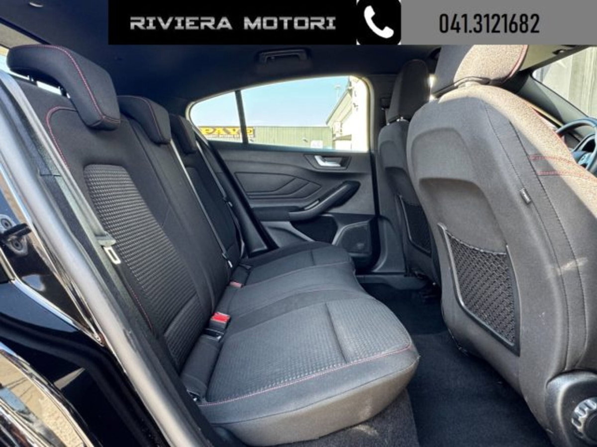Ford Focus 1.5 EcoBlue 115 CV automatico 5p. ST-Line Style (9)