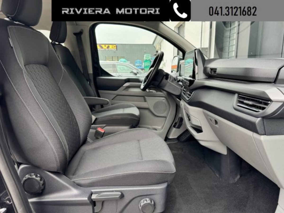 Ford Tourneo Custom 320 2.0 ecoblue 136cv Titanium L1H1 AWD A8 (8)