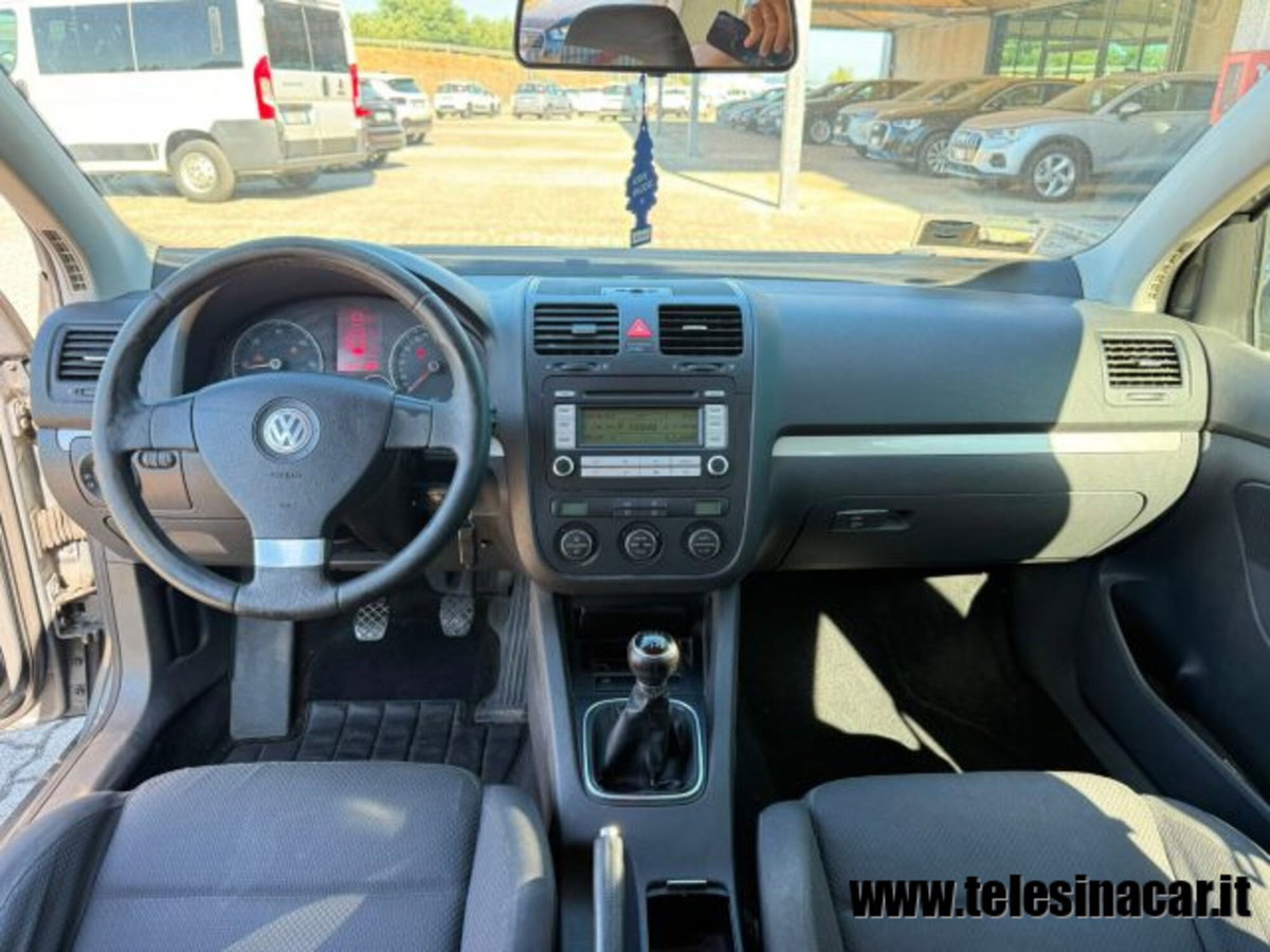 Volkswagen Golf 2.0 TDI 140CV DPF 5p. Highline (10)