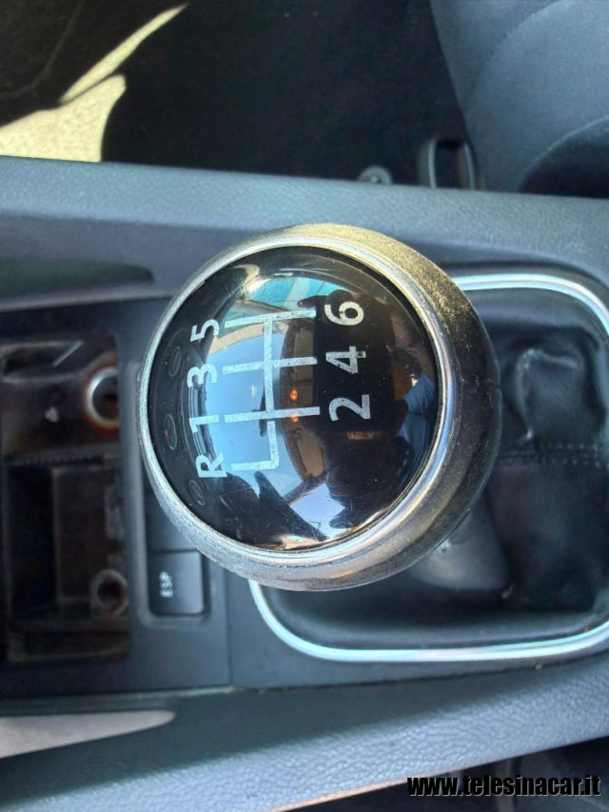 Volkswagen Golf 2.0 TDI 140CV DPF 5p. Highline (15)
