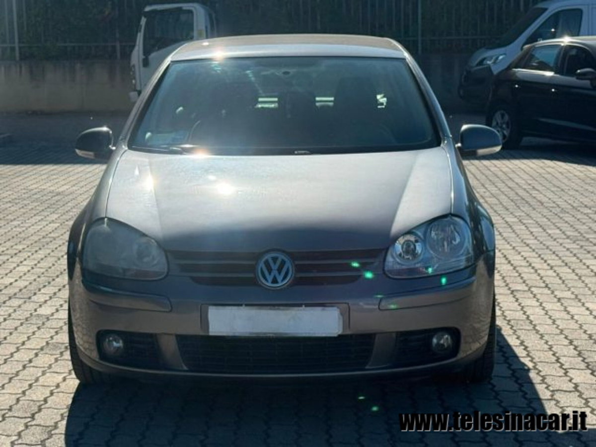 Volkswagen Golf 2.0 TDI 140CV DPF 5p. Highline (2)
