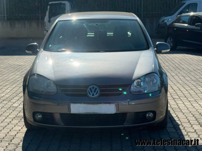 Volkswagen Golf 2.0 TDI 140CV DPF 5p. Highline (2)