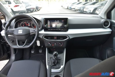 SEAT Arona 1.0 ecotsi Black Edition 95cv (10)