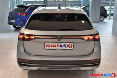 Volkswagen Passat 2.0 tdi scr R-Line 150cv dsg (4)