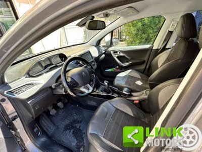 Peugeot 2008 100 Active (2)