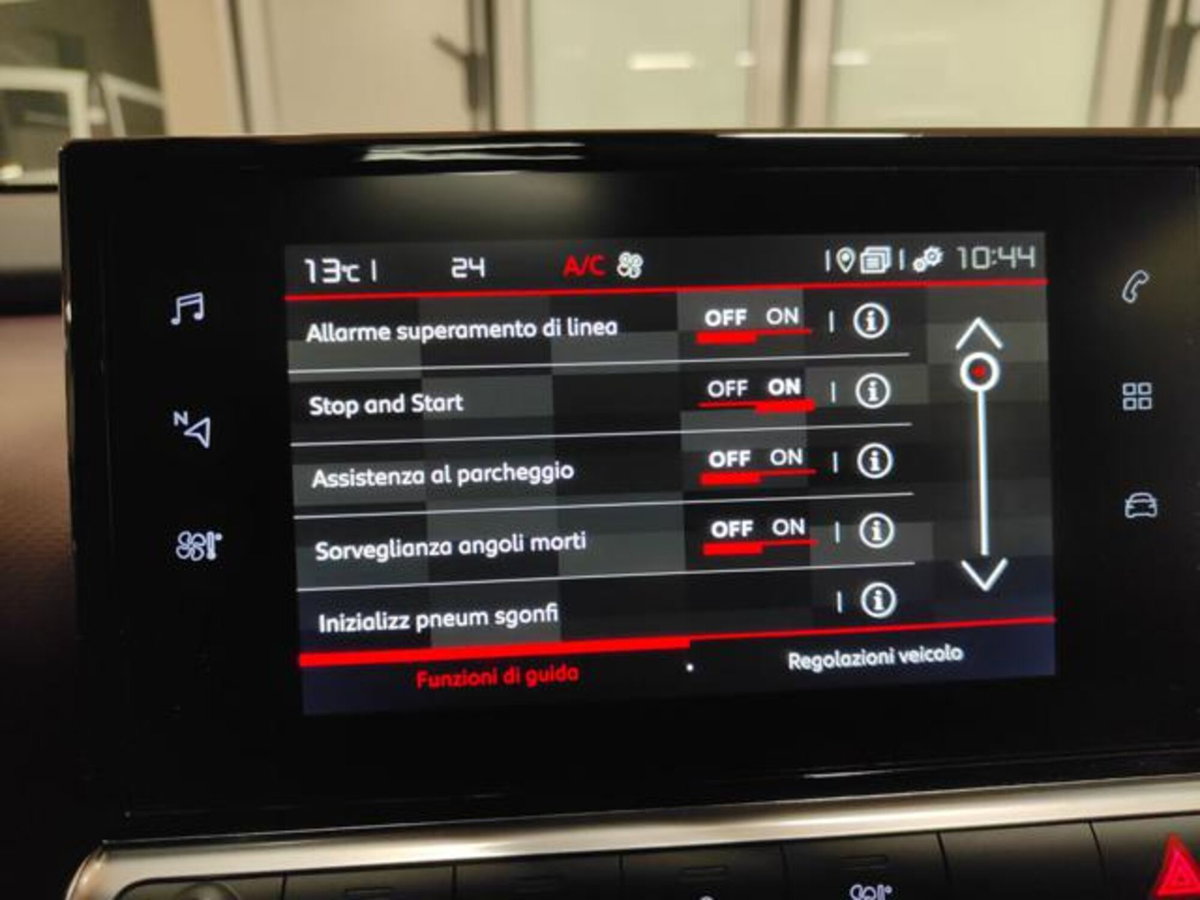 Citroen C4 Cactus PureTech 110 S&S Shine (15)