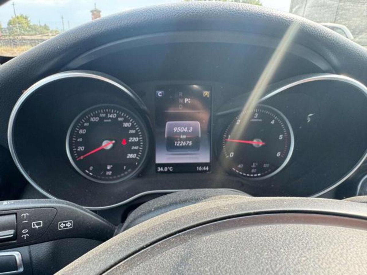 Mercedes-Benz Classe C Station Wagon 200 d Auto Premium Plus (13)