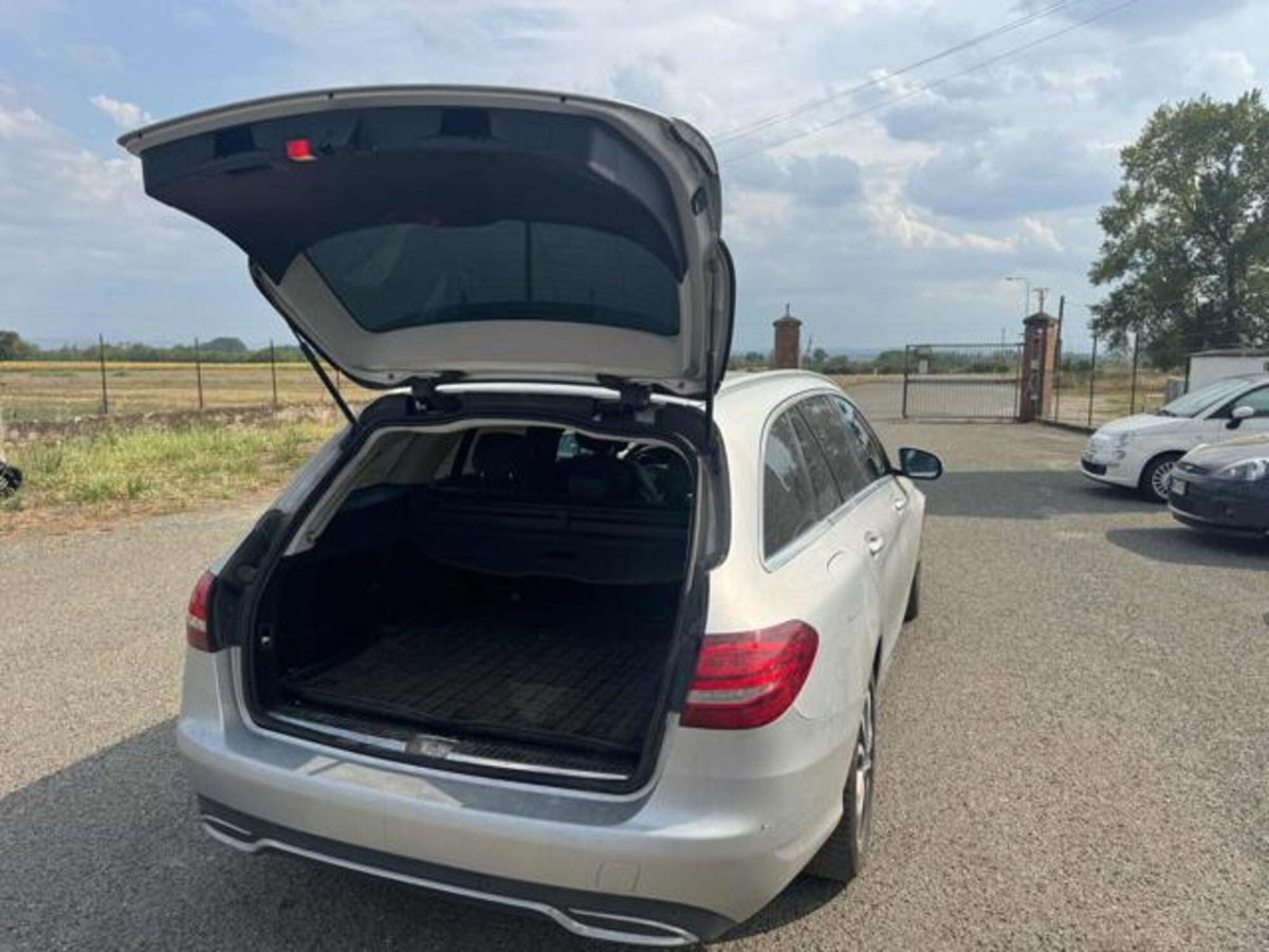 Mercedes-Benz Classe C Station Wagon 200 d Auto Premium Plus (7)