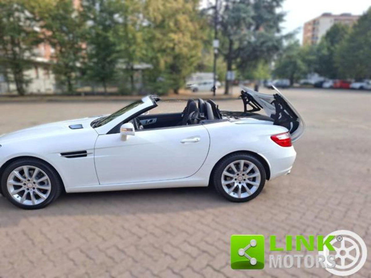 Mercedes-Benz SLK 200 Sport (16)