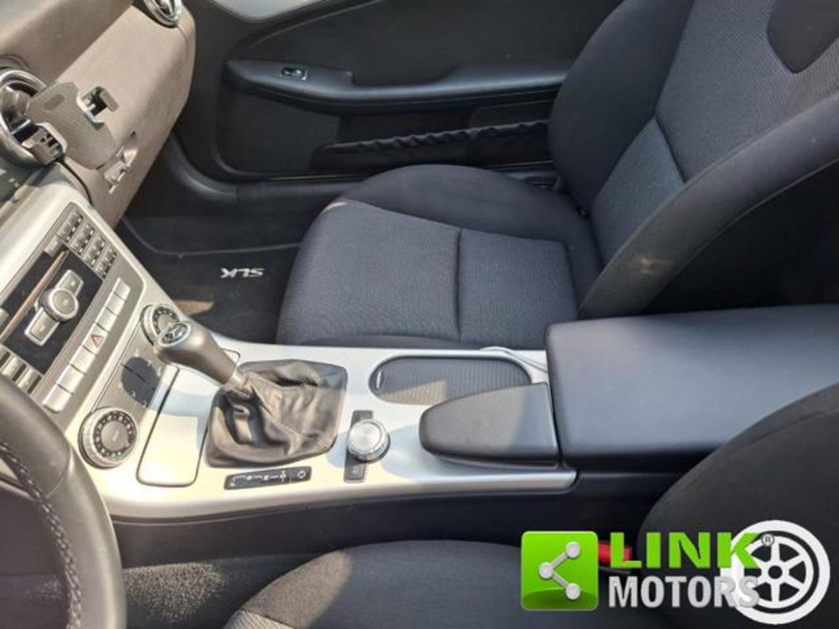 Mercedes-Benz SLK 200 Sport (17)