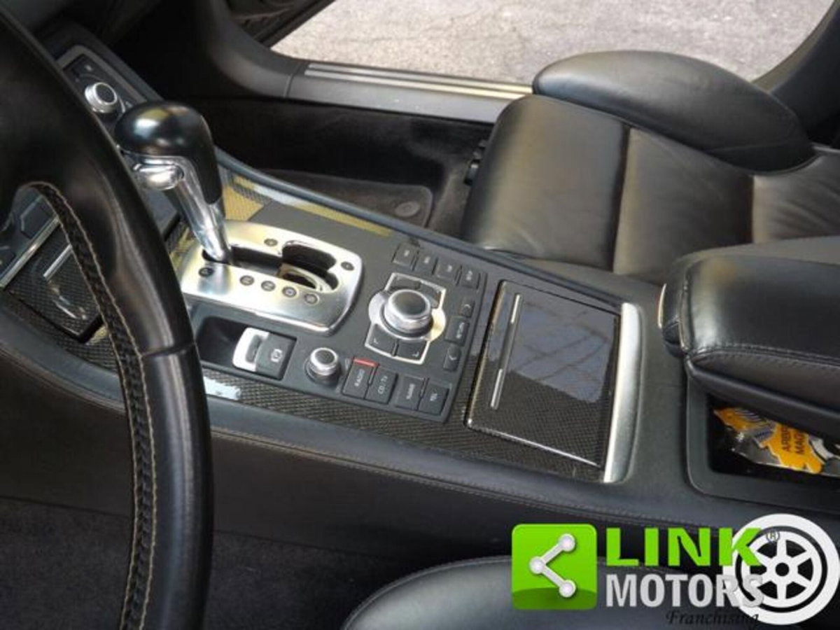 Audi S8 5.2 V10 quattro tiptronic (20)