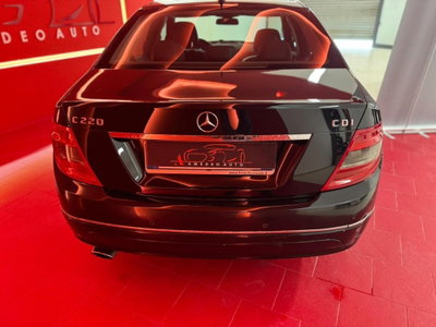 Mercedes-Benz Classe C 220 CDI BlueEFFICIENCY Avantgarde (13)
