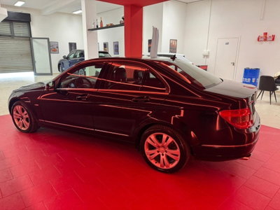 Mercedes-Benz Classe C 220 CDI BlueEFFICIENCY Avantgarde (4)