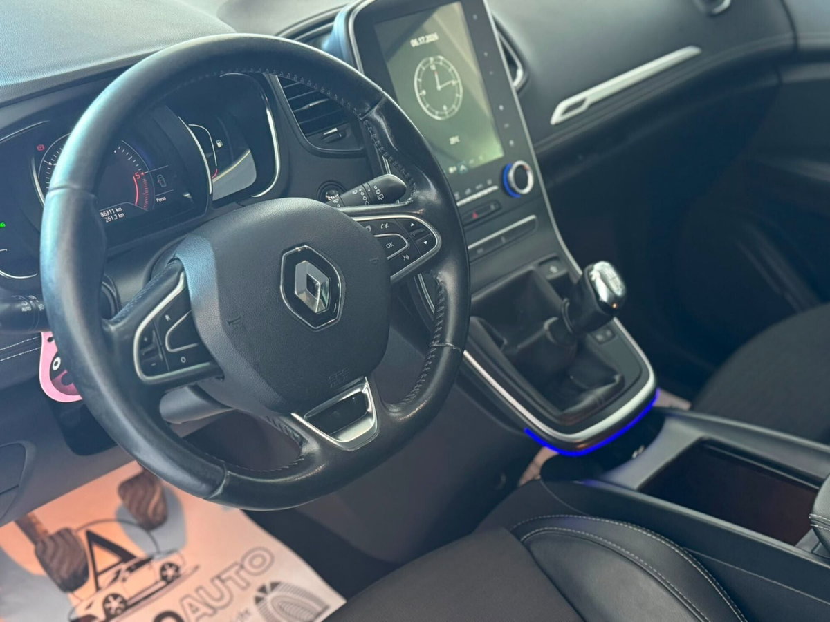 Renault Scenic E-Tech Electric XMod dCi 130 CV Start&Stop Energy Limited (10)