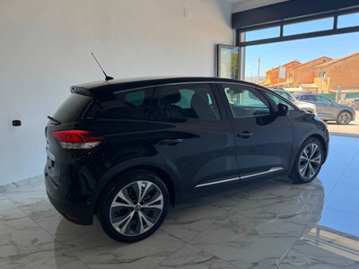 Renault Scenic E-Tech Electric XMod dCi 130 CV Start&Stop Energy Limited (6)