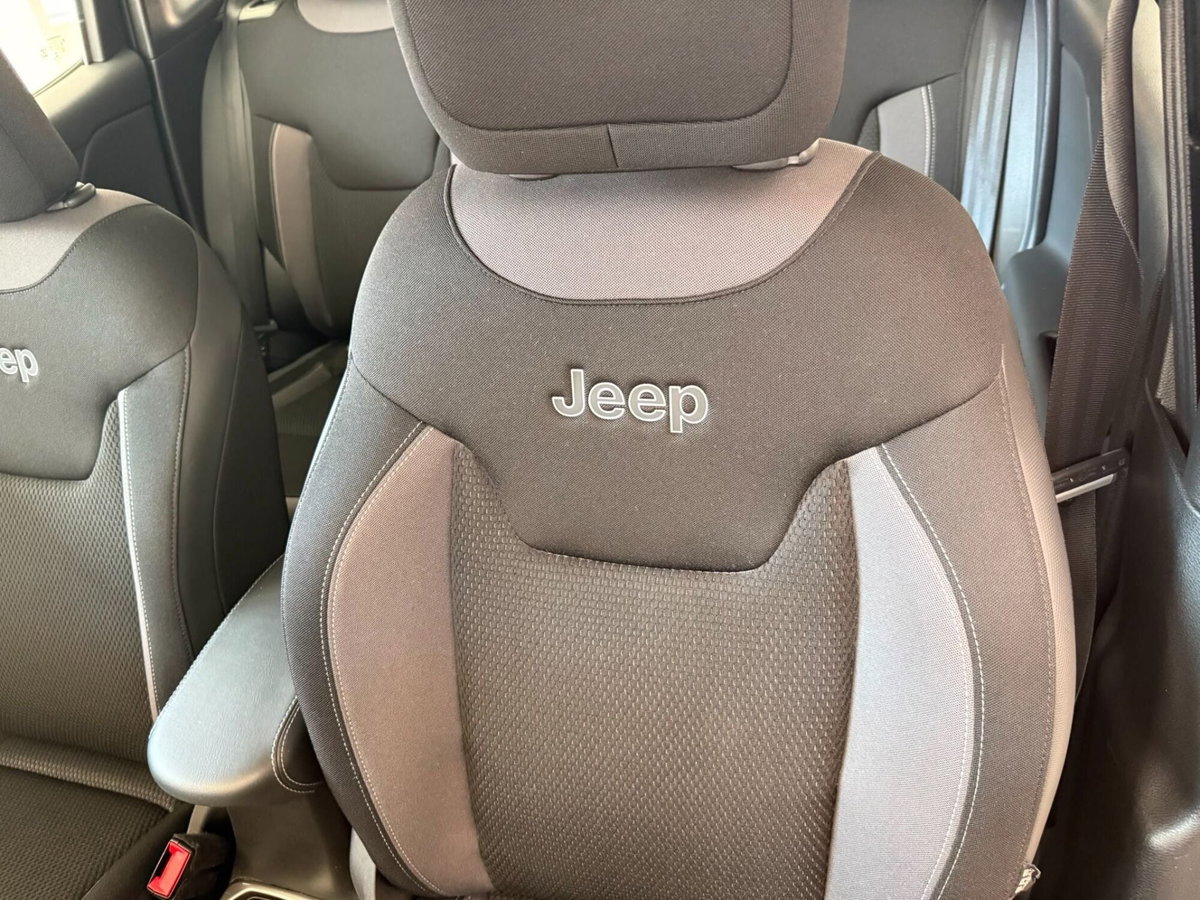 Jeep Renegade 1.6 Mjt 130 CV Limited (10)