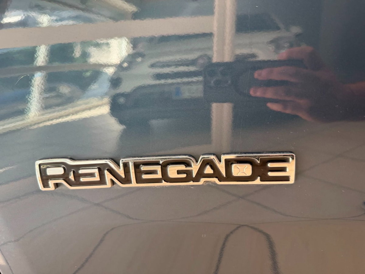 Jeep Renegade 1.6 Mjt 130 CV Limited (15)