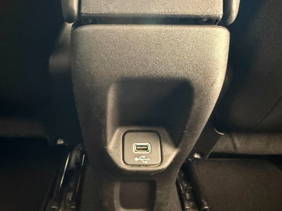 Jeep Renegade 1.6 Mjt 130 CV Limited (8)