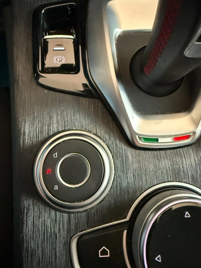 Alfa Romeo Stelvio Stelvio 2.2 Turbodiesel 190 CV AT8 Q4 Ti (11)